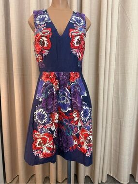 Sleeveless V-Neck Navy Floral A-Line Dress